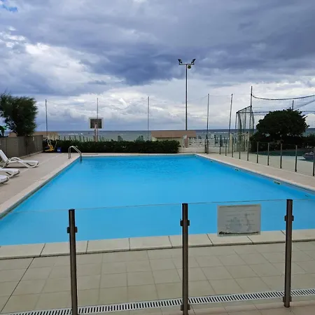 F007 - Fano, Monolocale Vista Mare Apartment